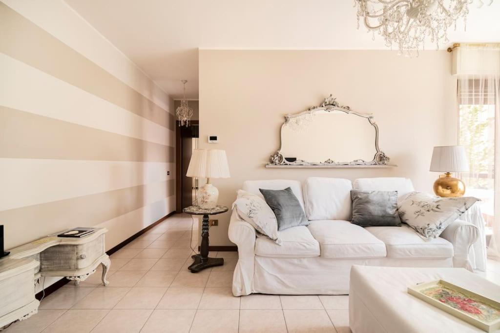 Fiorenza House Luisago Extérieur photo